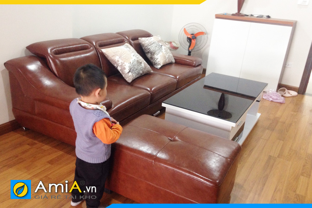 Hình ảnh mẫu sofa AmiA SFD100 chụp tại nhà khách hàng