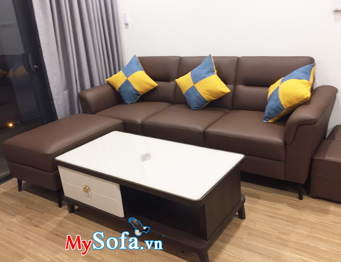 Kết hợp sofa văng và ghế đơn