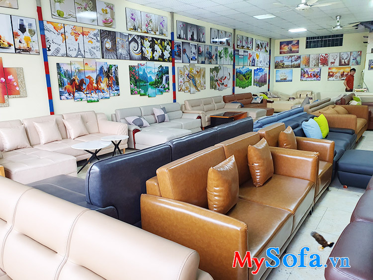 Hình ảnh cửa hàng bán bàn ghế sofa đẹp hiện đại tại Hà Nội