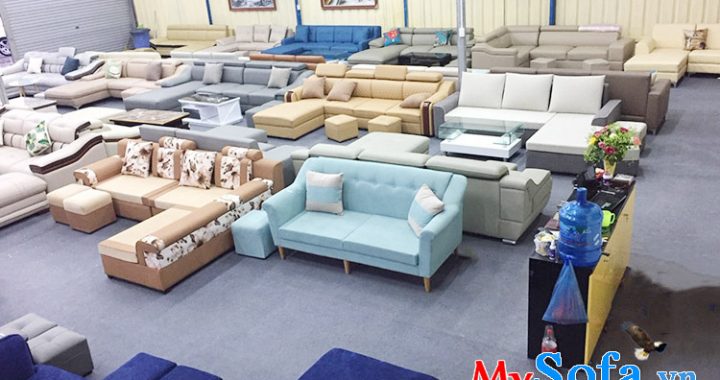 Hình ảnh Nhiều mẫu sofa sẵn để quý khách lựa chọn tại cửa hàng bán sofa MySofa